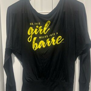 Studio barre of the shoulder shirt
